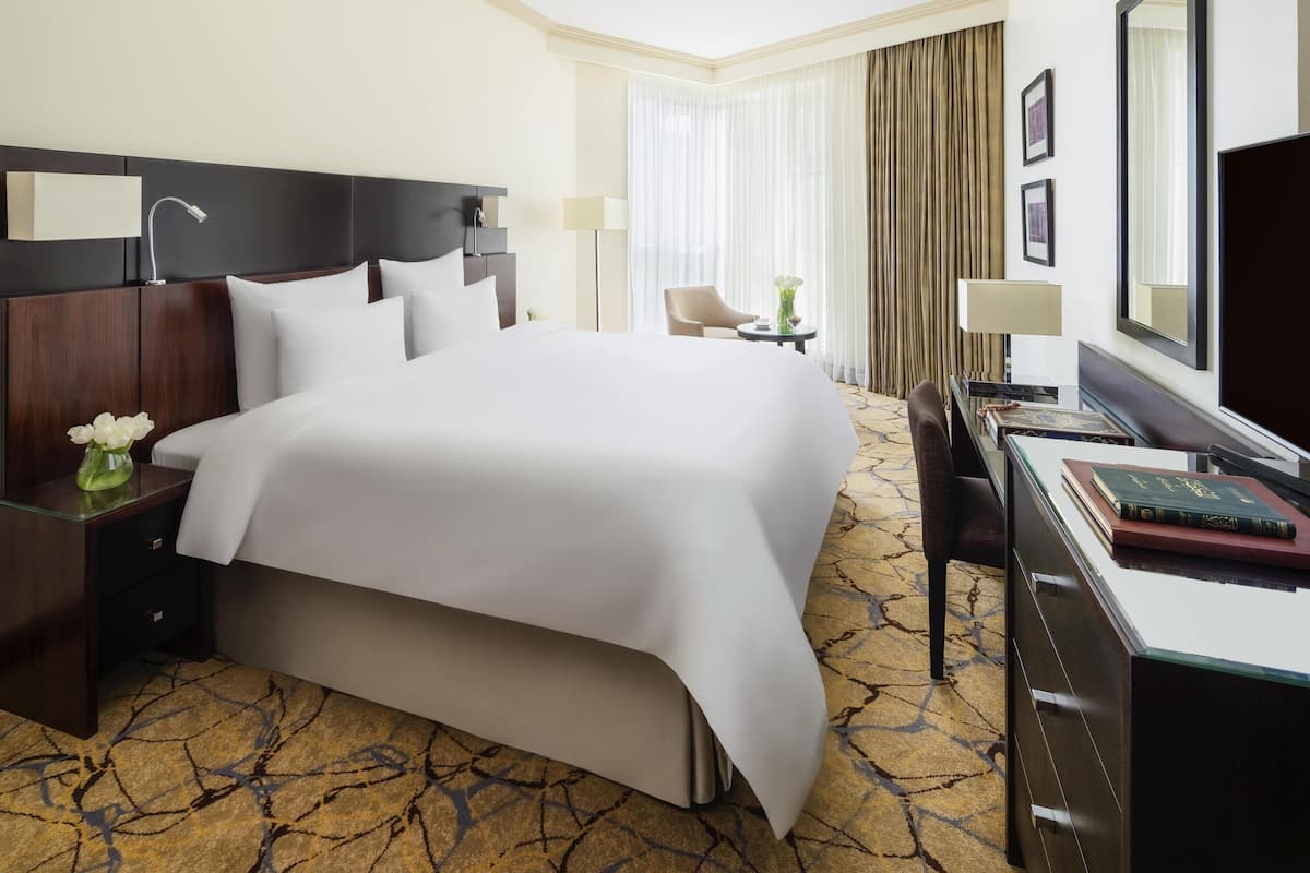 Premium bedding, minibar, in-room safe, desk