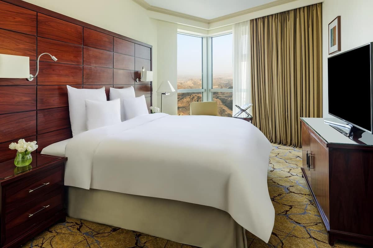 Suite Royal | Ropa de cama de alta calidad y minibar