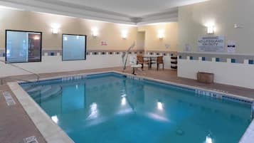 Hồ bơi trong nhà