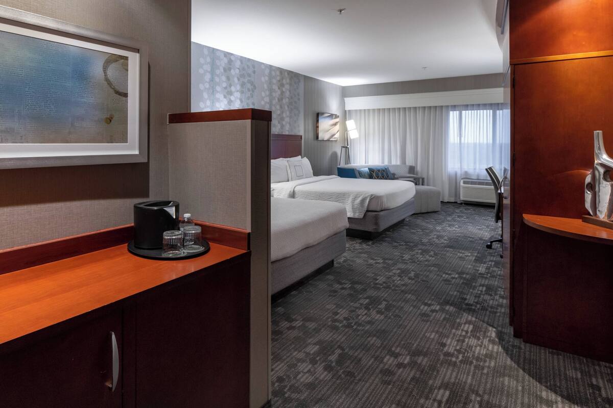 room, 2 queen beds, non smoking | down duvets, desk, laptop workspace, blackout curtains