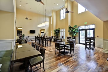 Restaurant on-premise at Hampton Inn & Suites North Charleston-University Blvd