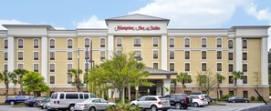 Exterior - Hampton Inn & Suites North Charleston-University Blvd (North Charleston)