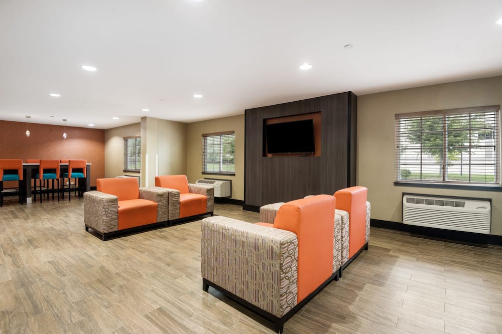 Studio 6 Lenexa, KS - Overland Park