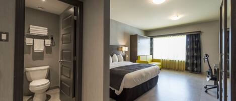 Chambre (Distinction) | Literie de qualité, bureau, rideaux d’obscurcissement