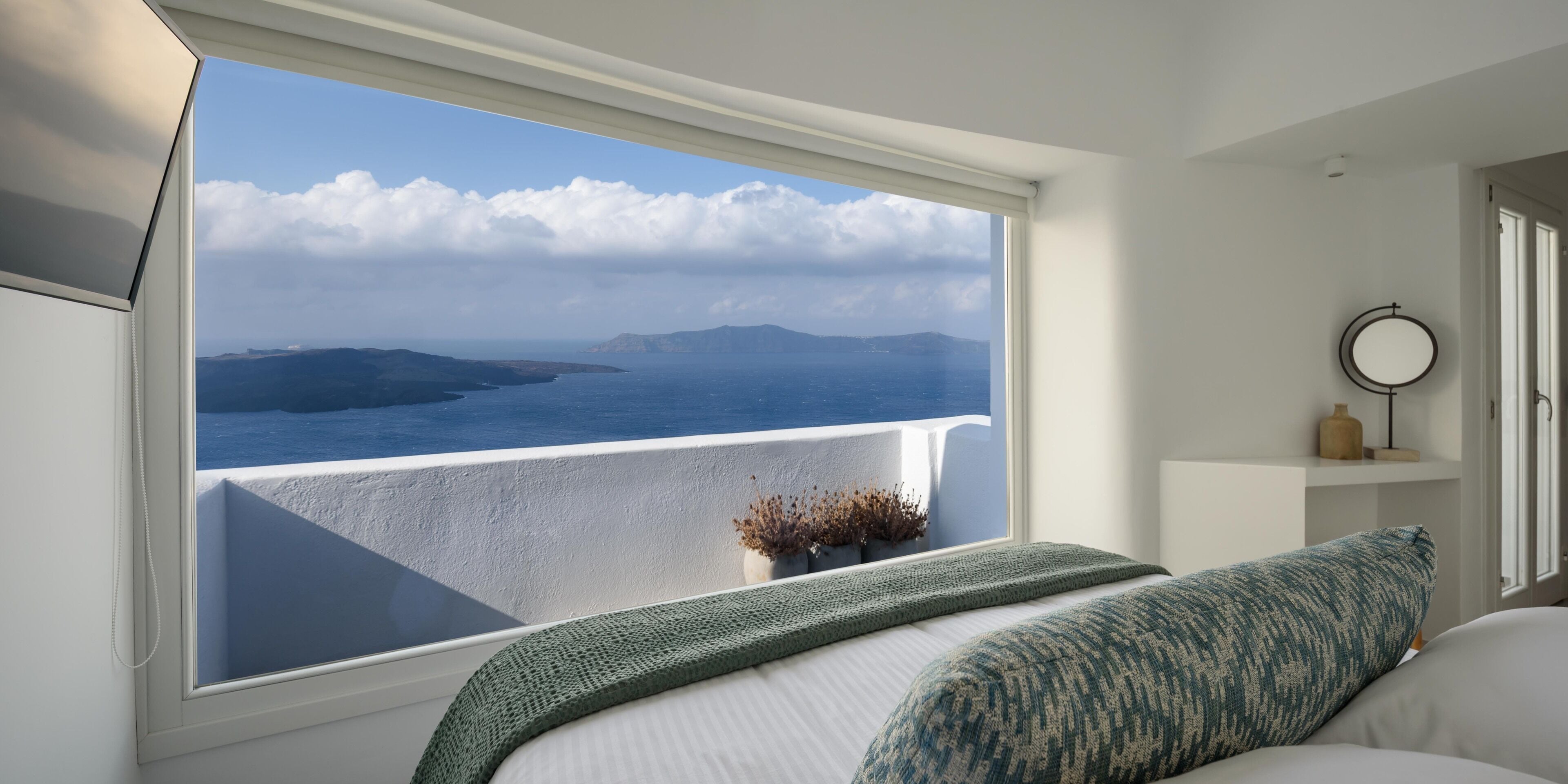 suite, balcony (outdoor jetted tub caldera view ) | 1 bedroom, premium bedding, minibar, in-room safe