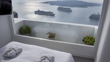 Suite, Balcony (Outdoor Jetted tub Caldera view )