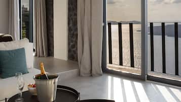 Ropa de cama de alta calidad y minibar