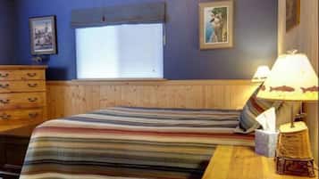 Decoración personalizada, muebles diferentes y cortinas blackout