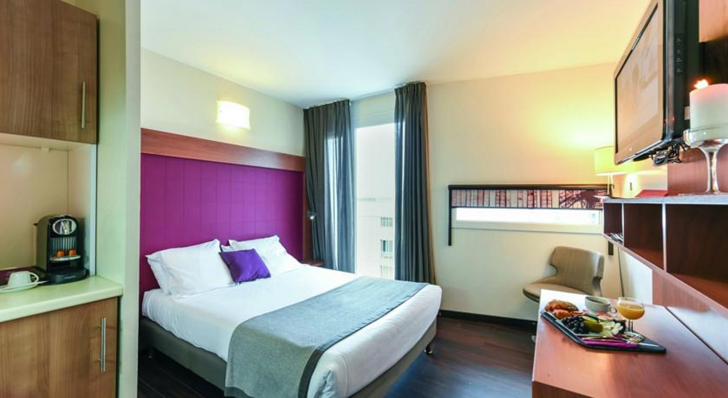 In-room safe, desk, soundproofing, iron/ironing board