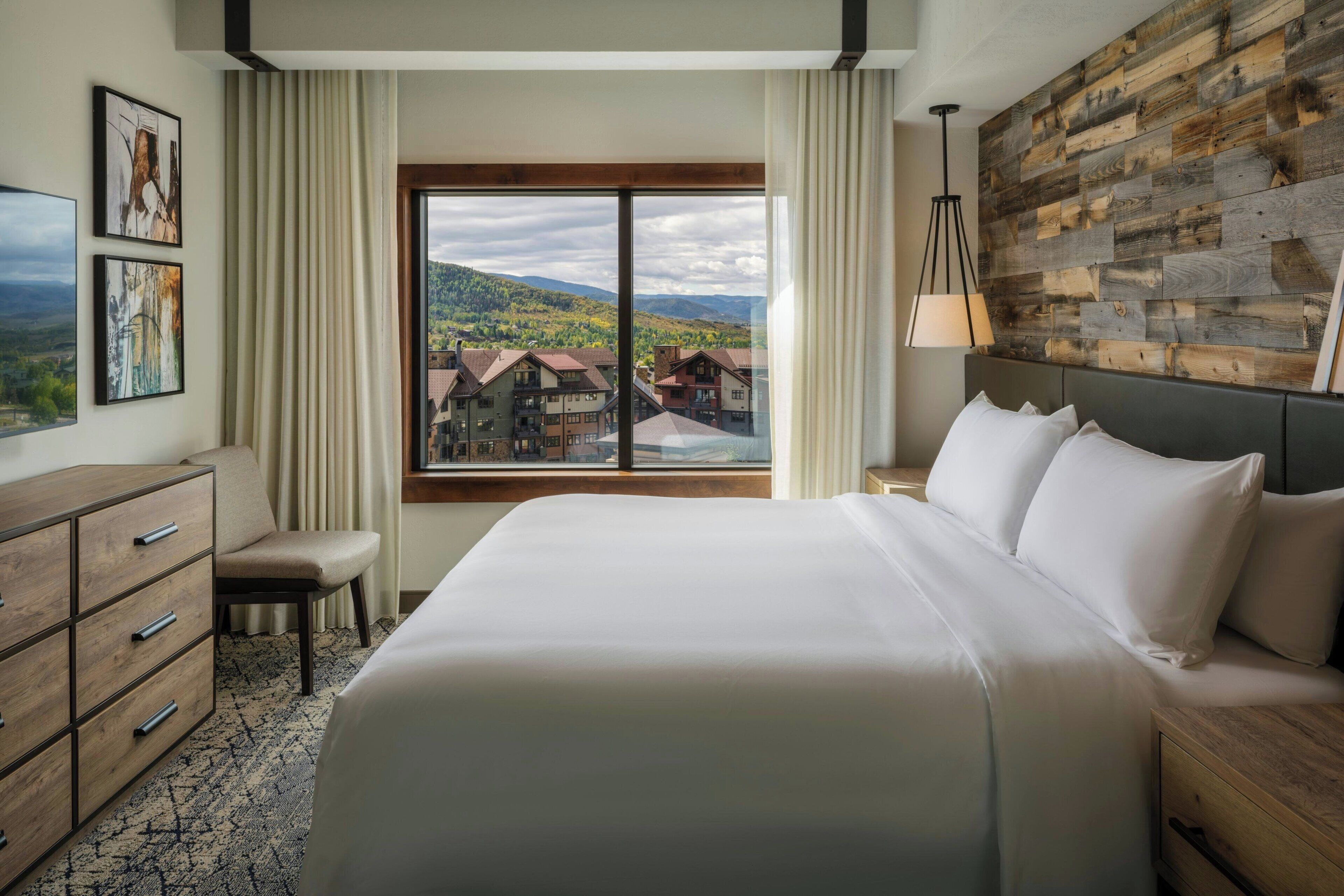 Premium bedding, pillowtop beds, in-room safe, blackout drapes