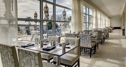 DoubleTree by Hilton Hotel Biloxi