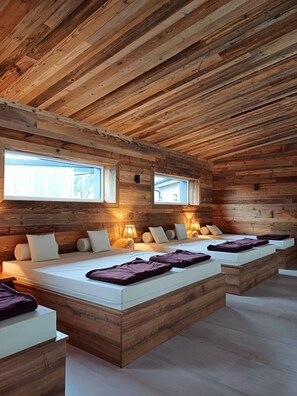 Sauna, steam room, body treatments, aromatherapy, hot stone massages