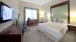 In-room safe, individually furnished, desk, iron/ironing board - Silka Maytower Kuala Lumpur (Kuala Lumpur)