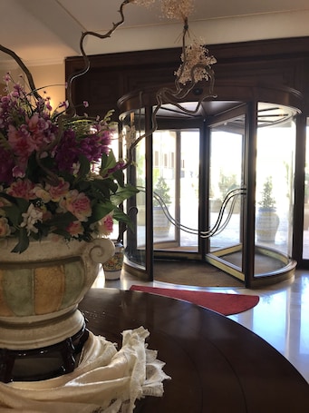 Entrada interior. Grand Hotel Palace