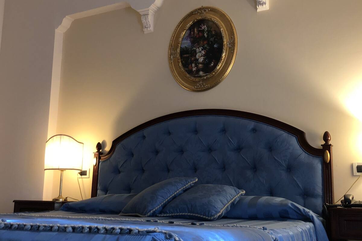 comfort room | 1 bedroom, hypo-allergenic bedding, minibar, in-room safe