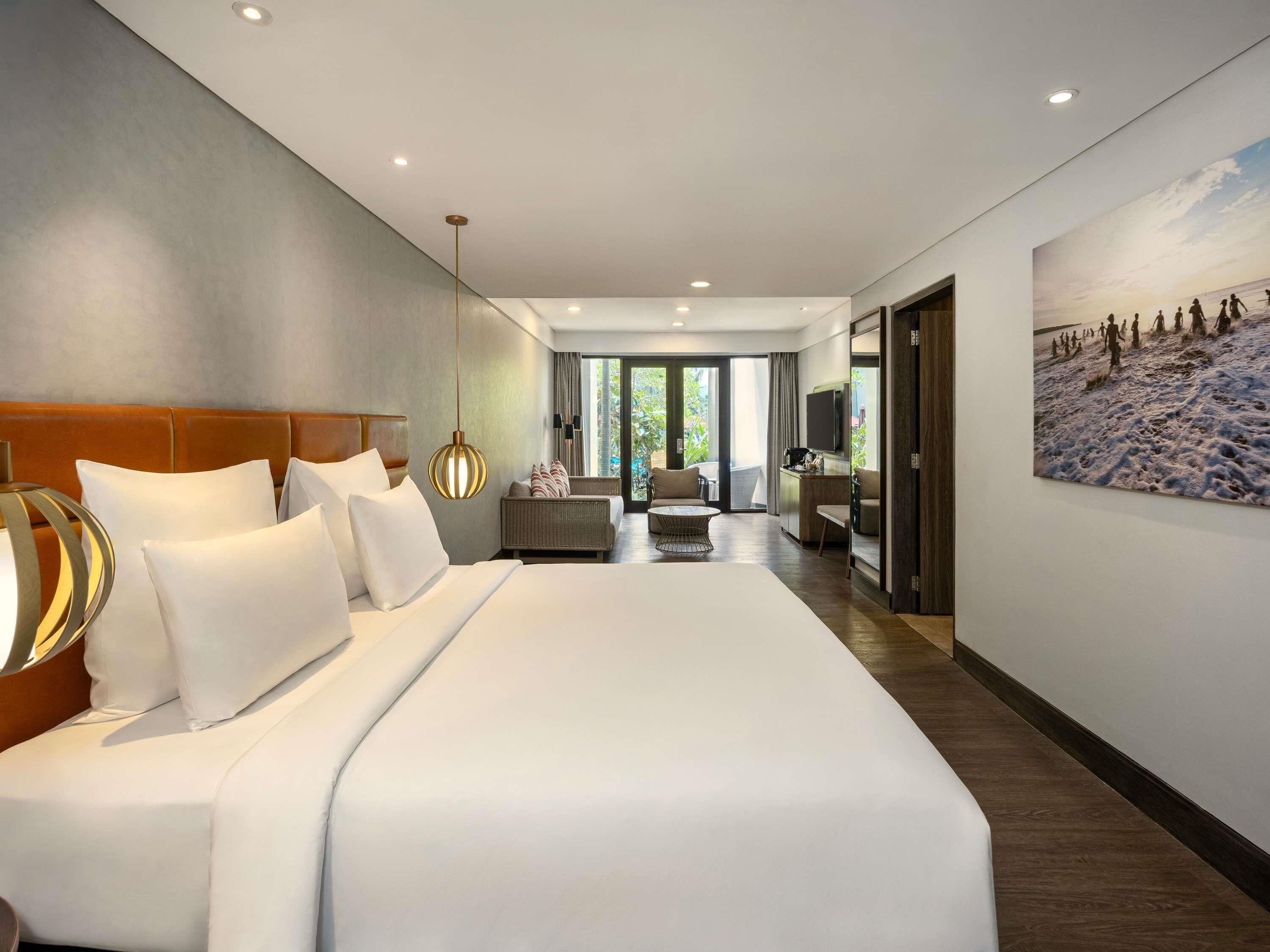 Deluxe-Zimmer, 1 King-Bett, barrierefrei, Gartenblick | Hochwertige Bettwaren, Zimmersafe, Schreibtisch