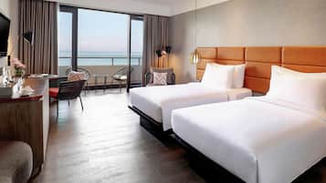 Premium bedding, in-room safe, desk, laptop workspace