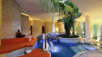 Couples treatment room(s), sauna, steam room, body treatments