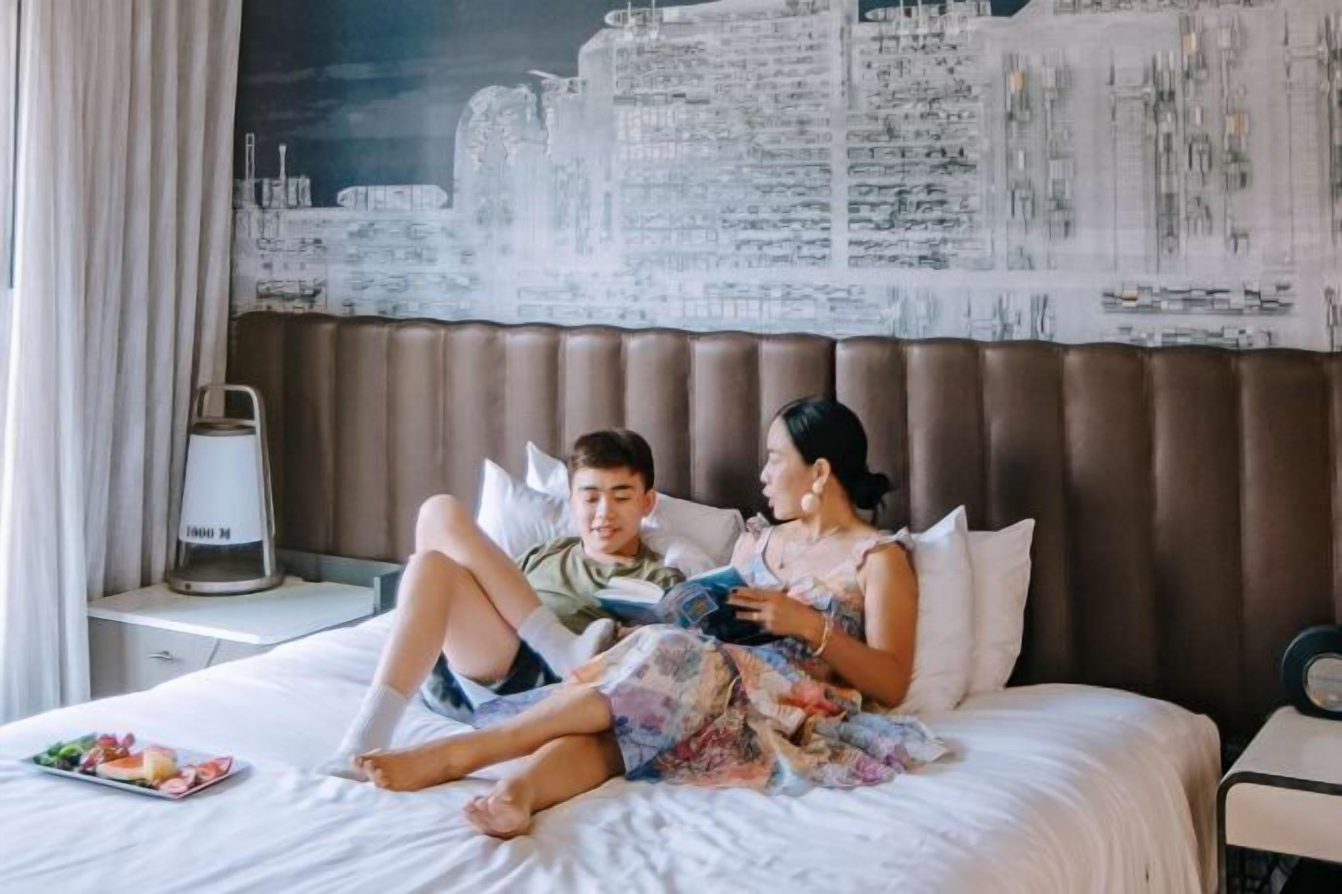 Egyptian cotton sheets, premium bedding, pillow-top beds, minibar