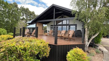 Fachada da propriedade