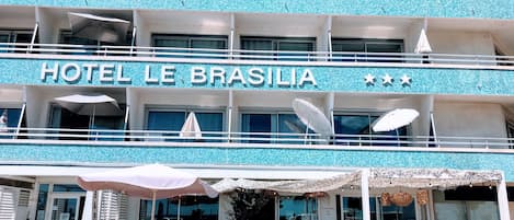 Majoituspaikan julkisivu