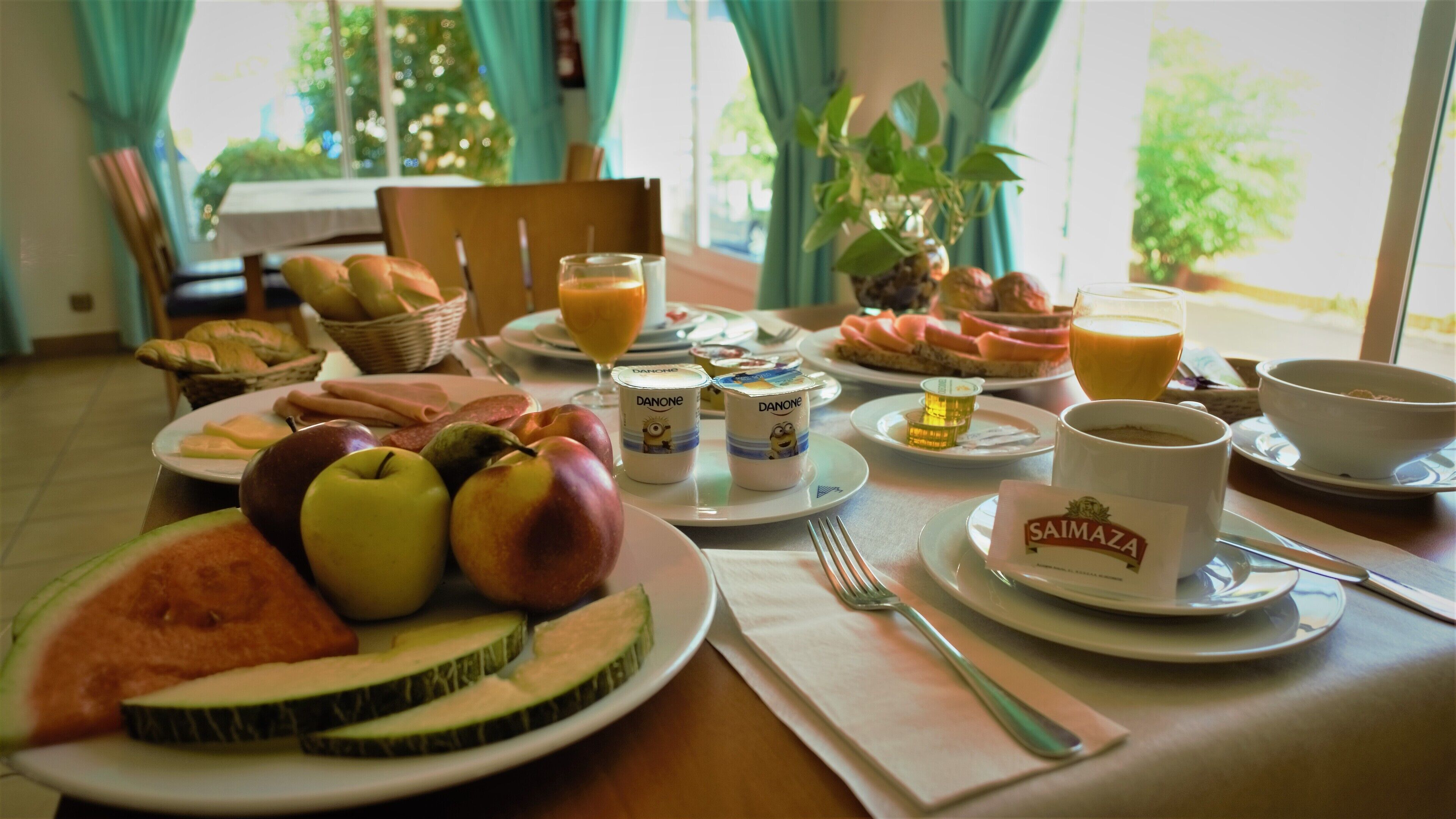 daily buffet breakfast (eur 7 per person)