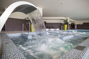 Sauna, hot tub, Turkish bath, body treatments, hydrotherapy