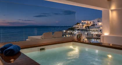 Kosmoplaz Beach Hotel