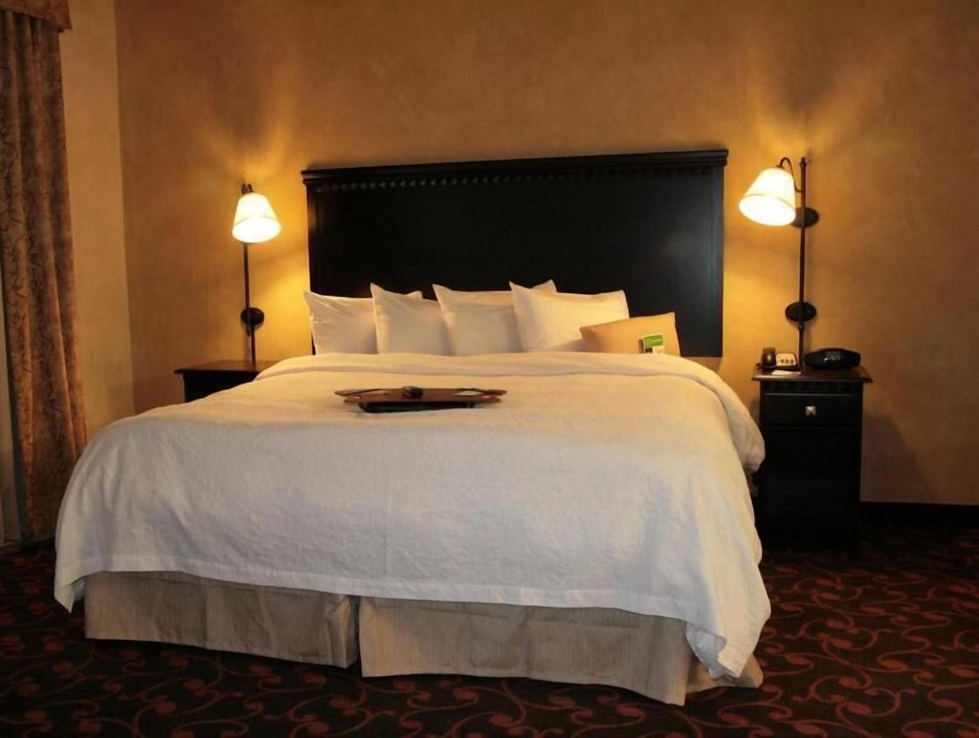 Blackout curtains, iron/ironing board, free cots/infant beds, free WiFi