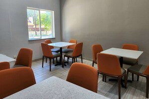 Desayuno continental incluido todos los días