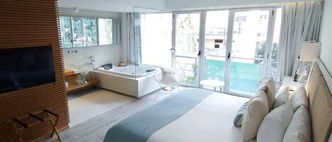 Ropa de cama de alta calidad, edredón y minibar