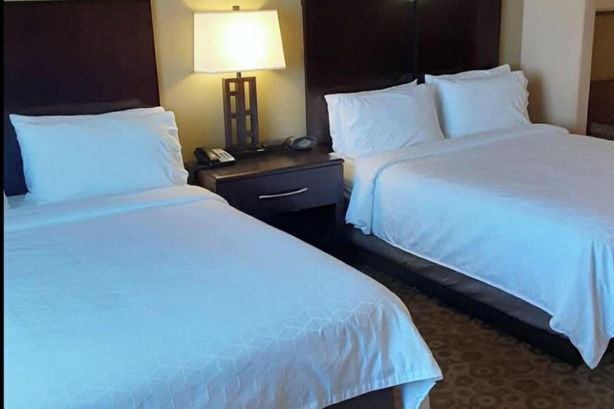 In-room safe, desk, laptop workspace, iron/ironing board