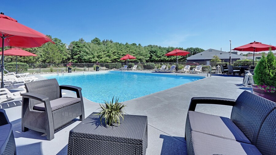 Blue Creek Inn