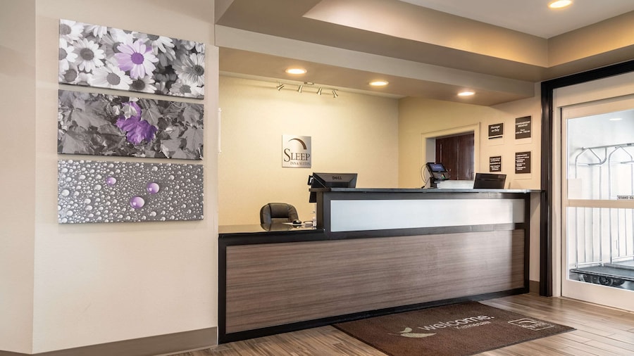 Sleep Inn and Suites at Kennesaw State University