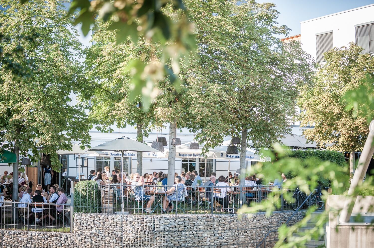 lunch and dinner served, regional cuisine