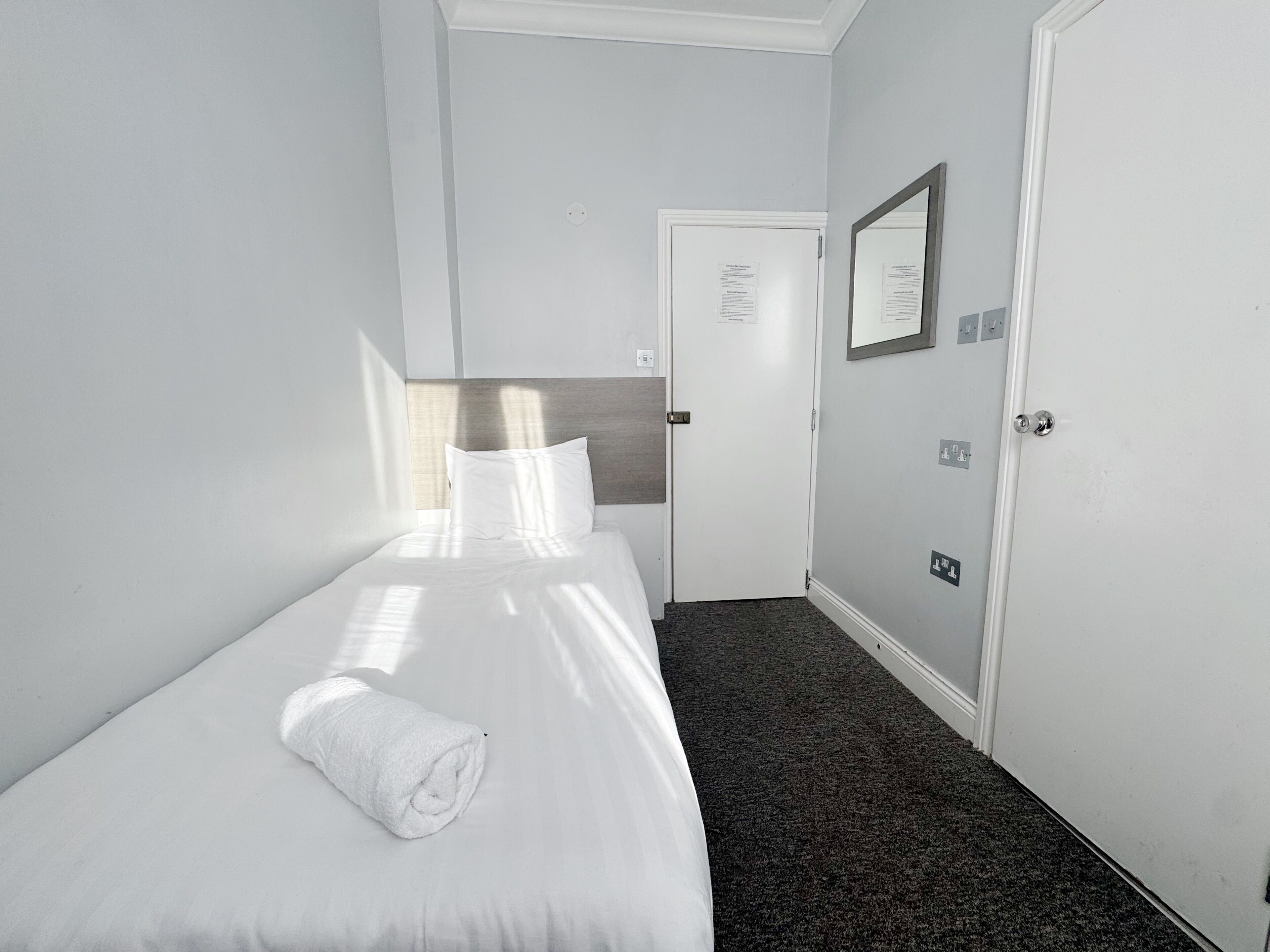 Free WiFi, bed sheets