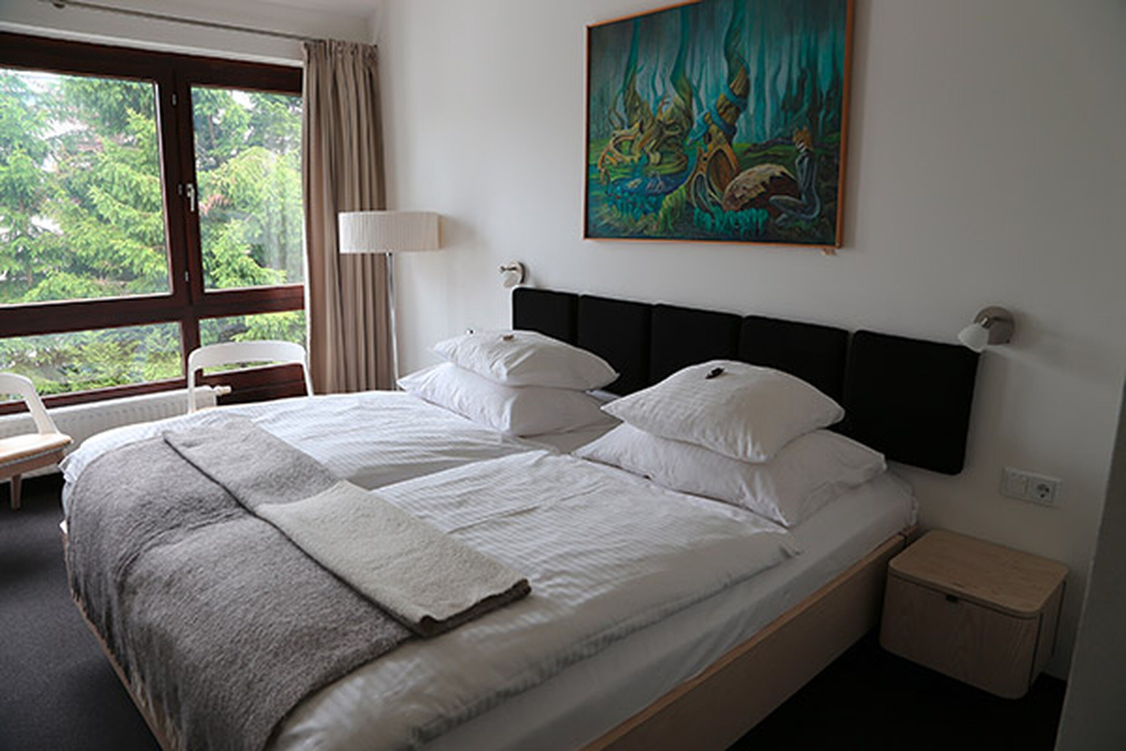 in-room safe, desk, blackout curtains, free wifi