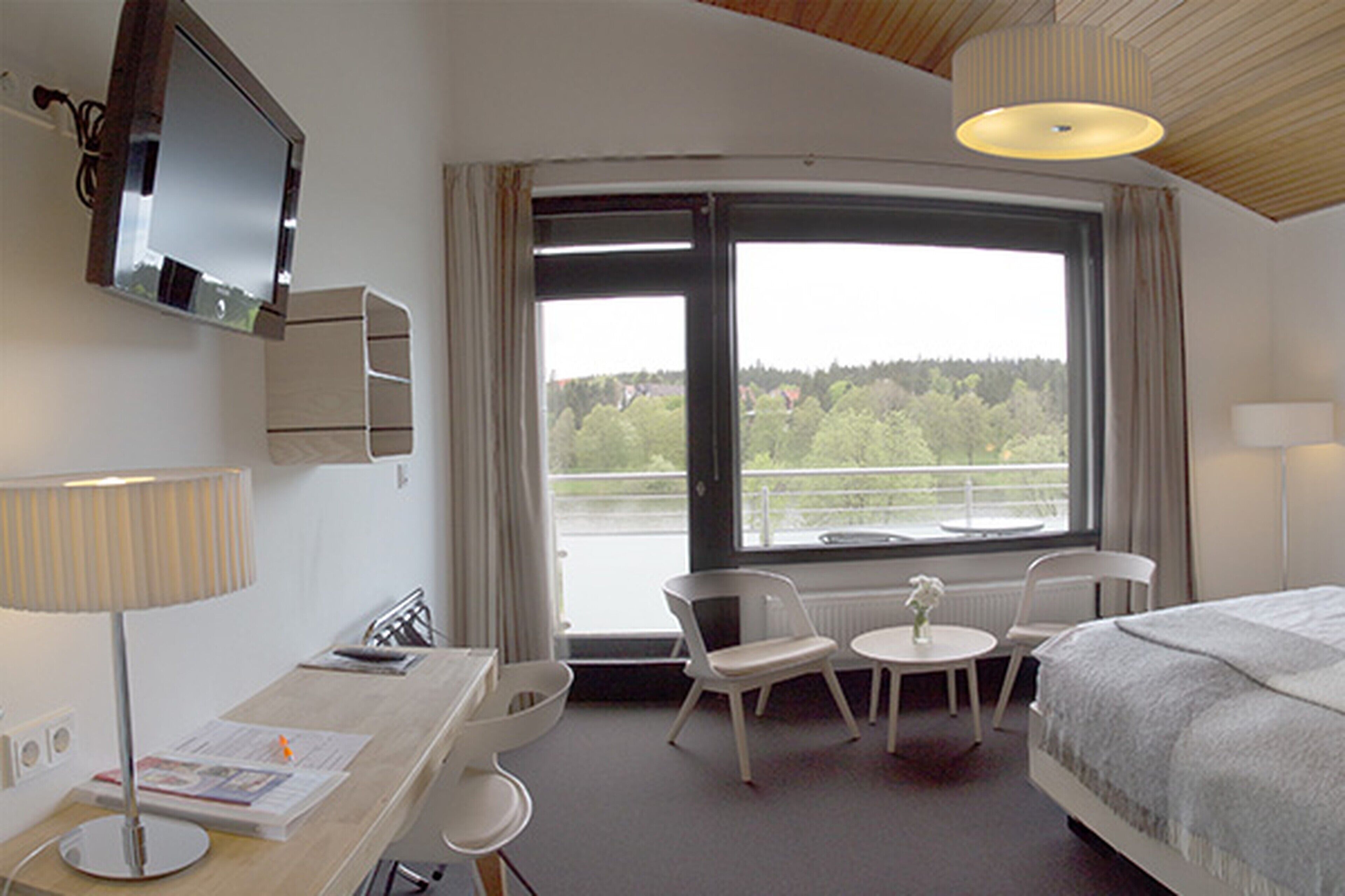 in-room safe, desk, blackout curtains, free wifi