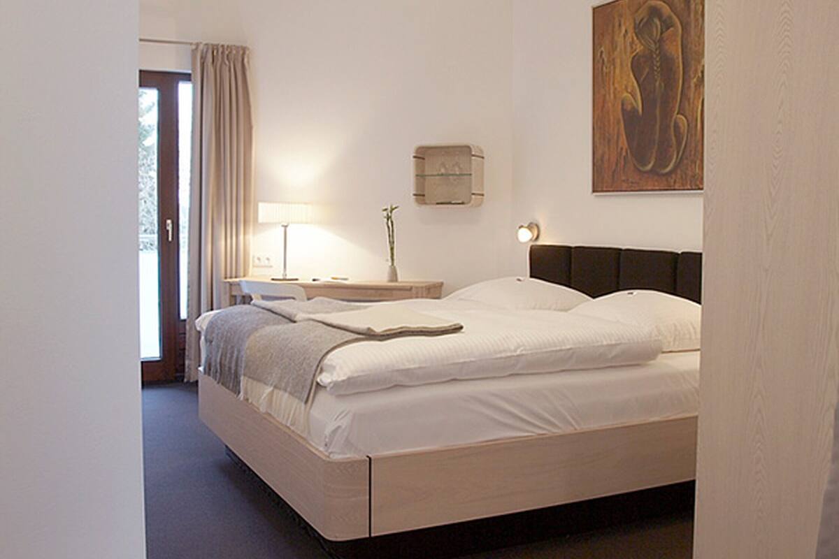 in-room safe, desk, blackout curtains, free wifi