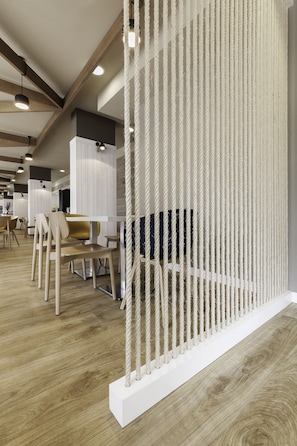 Bar (on property) - Compostela Suites Apartments (Madrid)