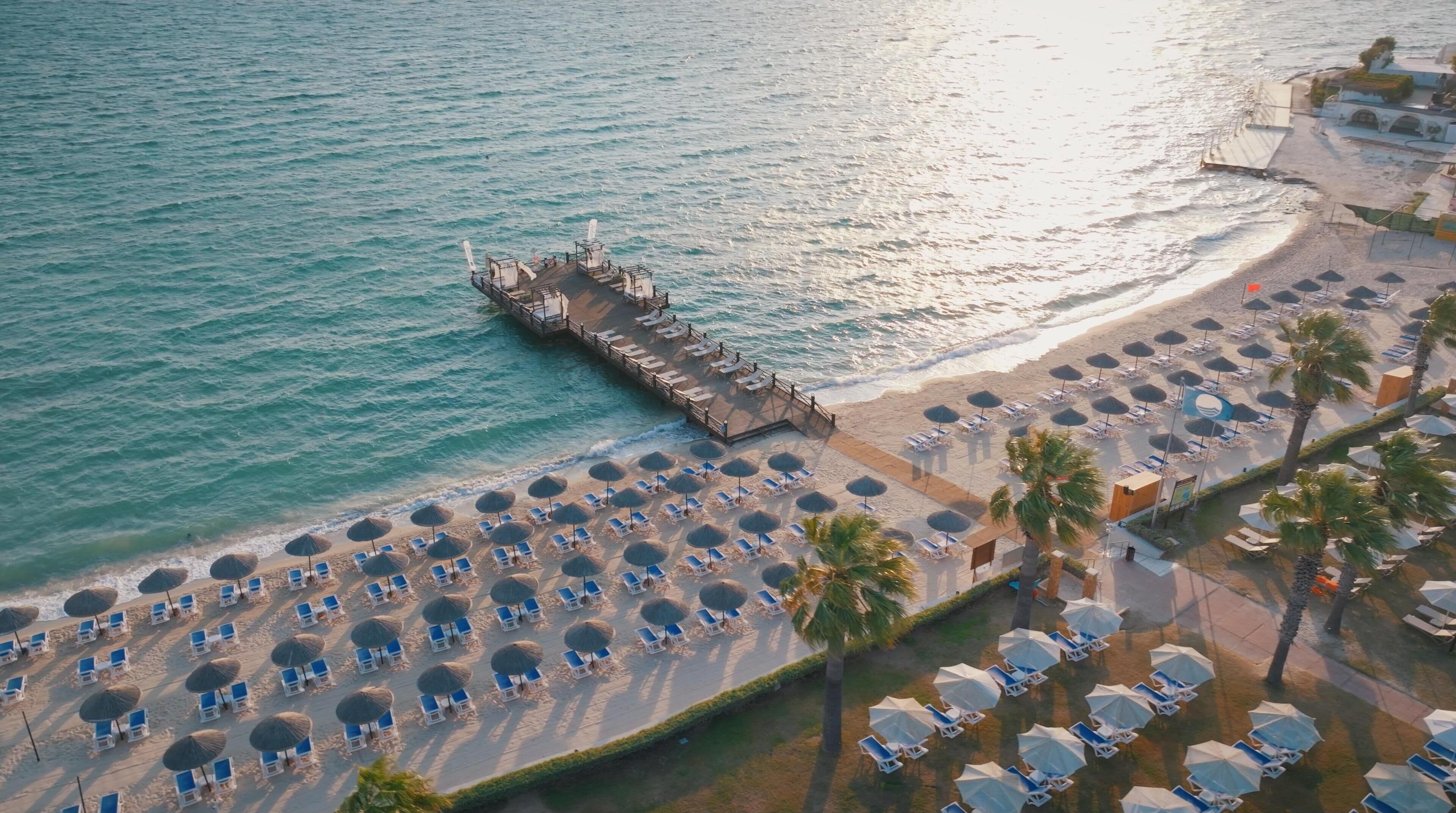 Private beach, free beach cabanas, sun-loungers, beach umbrellas