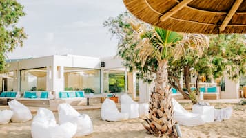 Beach bar