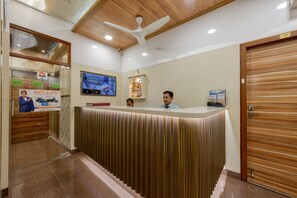 Reception - Hotel Royal Castle (Mumbai)