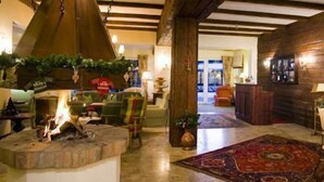 Lobby - Romantik Hotel Seefischer am See (Radenthein)