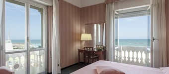Hotel Esplanade