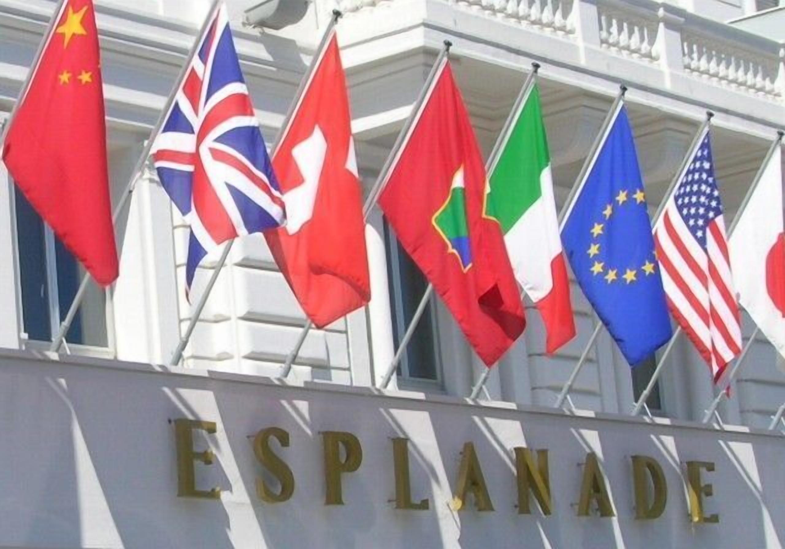 Foto - Hotel Esplanade