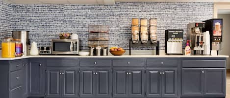 Free daily continental breakfast