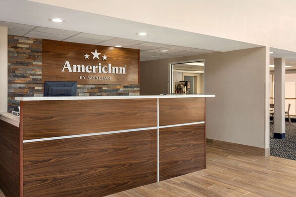 Reception - AmericInn by Wyndham Branson & Conference Center (Branson)