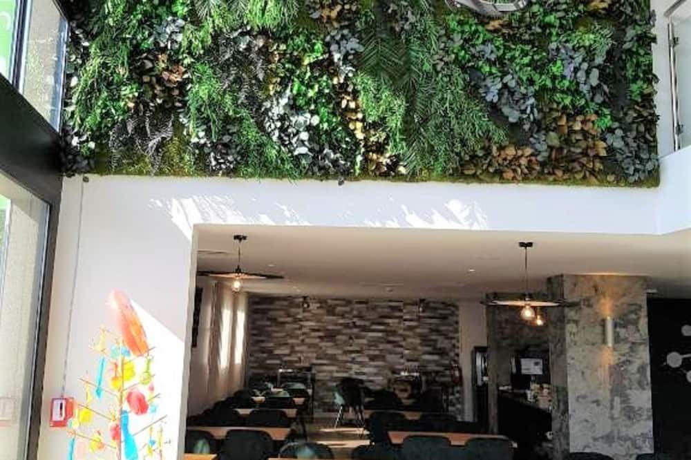 ibis Styles Compiegne