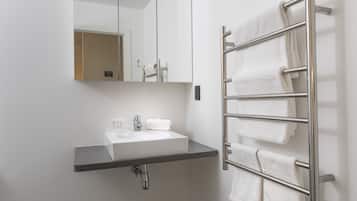 Studio | Bathroom | Eco-friendly toiletries, hair dryer, towels, soap